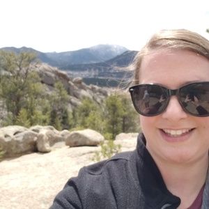 Meet your Posher, Ellen